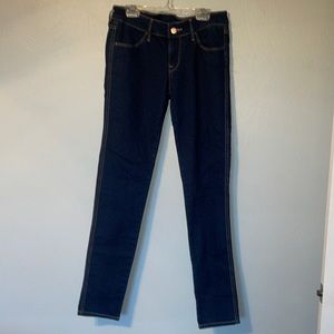D4 Dark wash skinny jeans